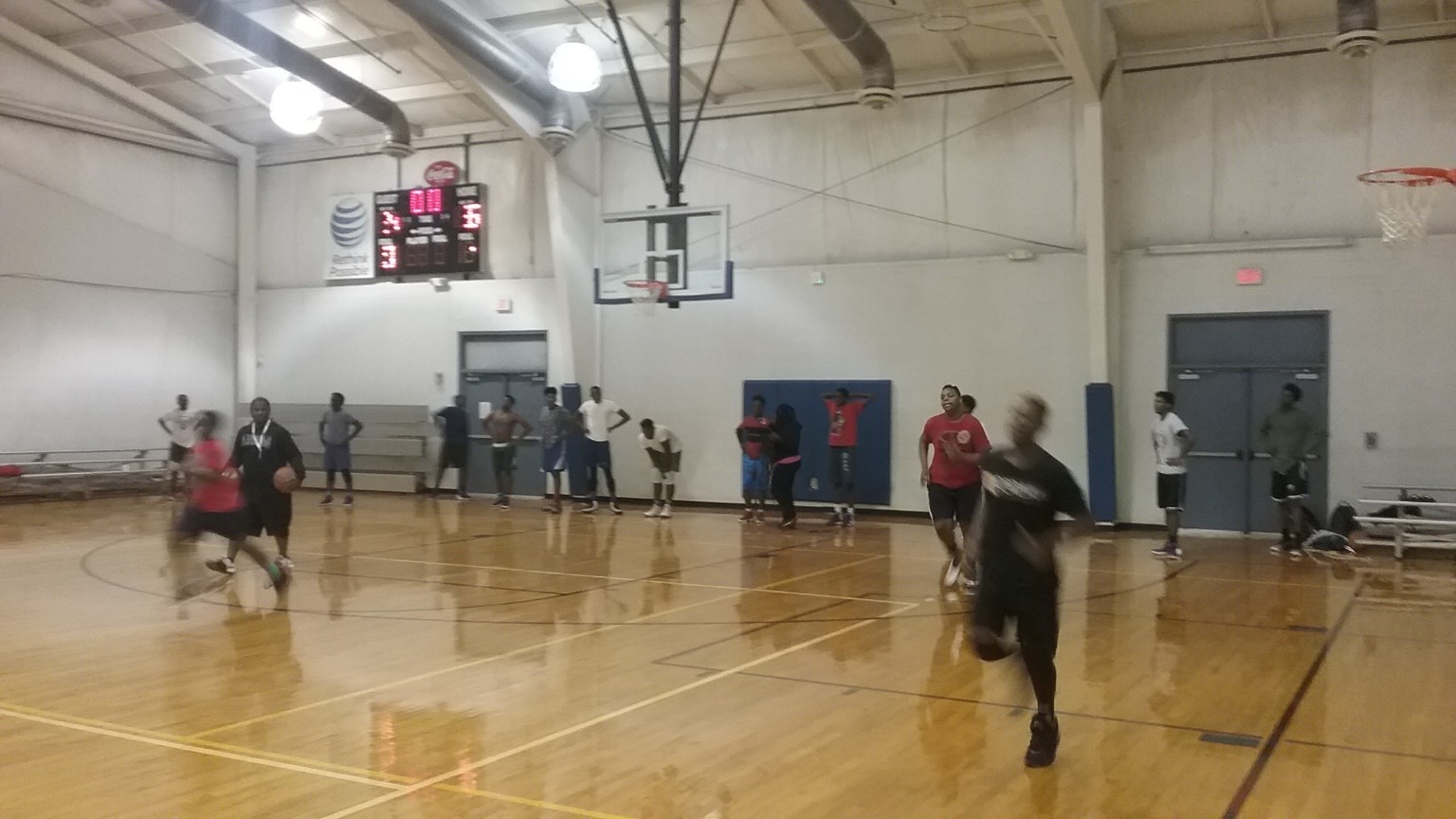 Elite Playmakers 2016 players on the court